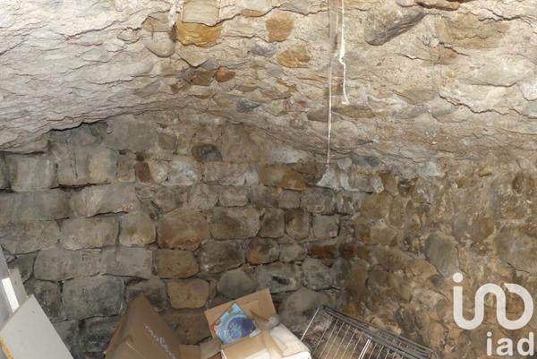 Appartement 3 pièces de 36 m² à Largentière (07110)