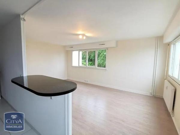 Appartement à louer 2 pièces 52.5m² Laon (02000)