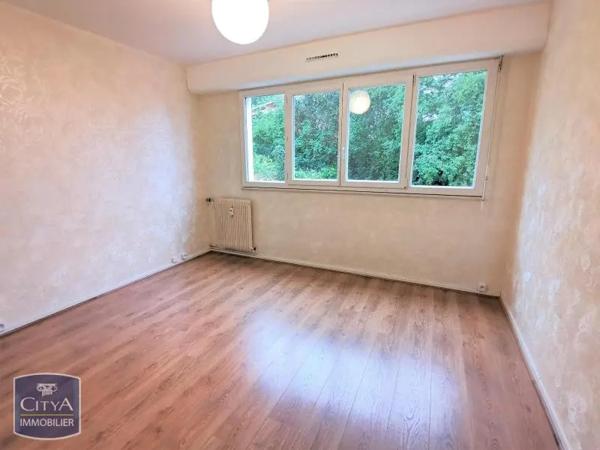 Appartement à louer 2 pièces 52.5m² Laon (02000)
