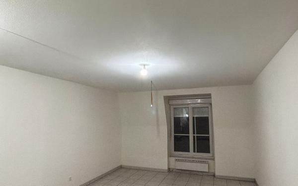 Appartement à louer    2 pièces •  Saint-Quentin