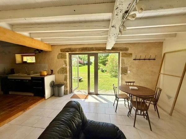 En exclusivité - A 5 min de Vic-Fezensac - Superbe Gasconne avec appartement et grange