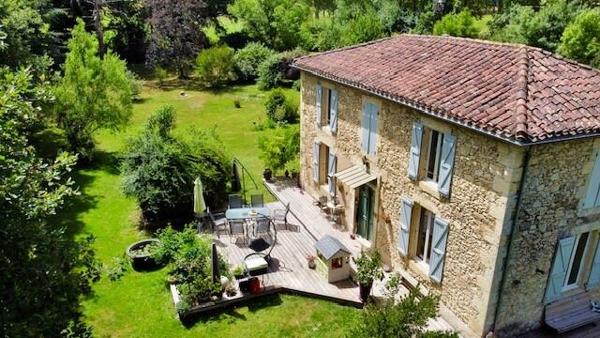 En exclusivité - A 5 min de Vic-Fezensac - Superbe Gasconne avec appartement et grange