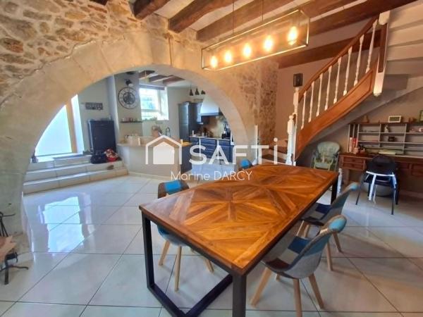 Maison de caractère de 210 m²