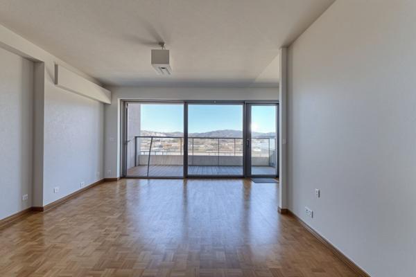 APPARTEMENT / TERRASSE