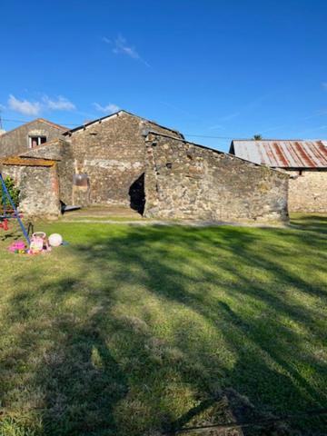 LA CHAIZE LE VICOMTE , GRANGE SUR 571 m2 de terrain, A VENDRE EXCLUSIVITE AMEPI