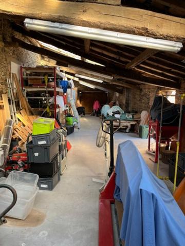 LA CHAIZE LE VICOMTE , GRANGE SUR 571 m2 de terrain, A VENDRE EXCLUSIVITE AMEPI