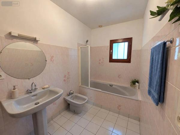 Location - Maison Saint-Thurial 35310 5 pièces 118 m 2 1500 m 2