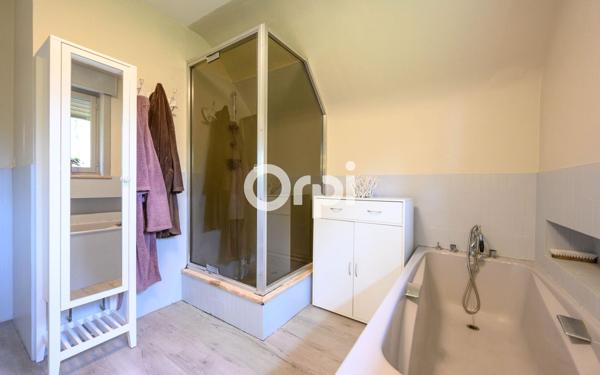 Maison à vendre    6 pièces •  Louvroil