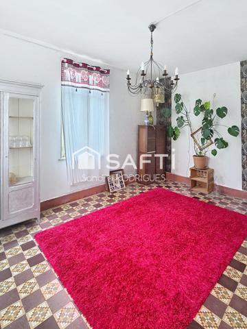 Corps de ferme à rénover  Axe Saint - Quentin / Laon à la campagne proche toutes commodités et autoroute A26