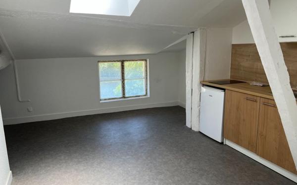 Immeuble à vendre    18 pièces •  Limoges