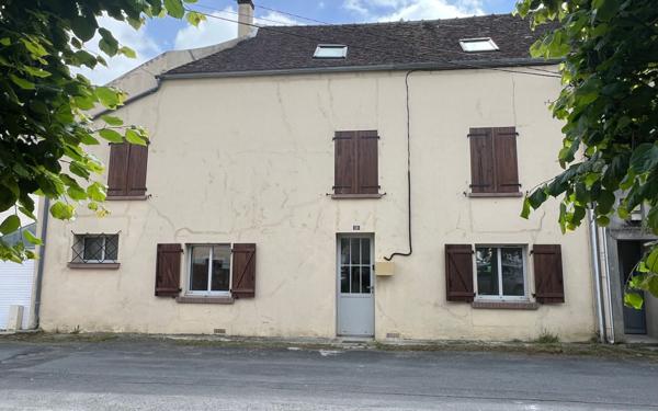 Maison à vendre    4 pièces • 69 m2 Jouy-le-Châtel