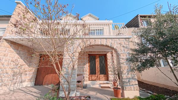 Maison 7 pièces - 180 m² Bien prestige