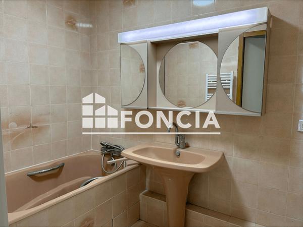 Location Appartement 3 pièces 73.03 m² - 4 ALLEE DU LAC BLANC Claix 38640