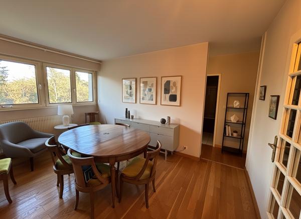 Appartement 5 pièces à vendre à Ecully - Confort et tranquillité assurés