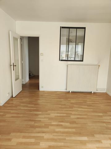 Appartement
         1 pièce
        - 36 m² 85 000 € *