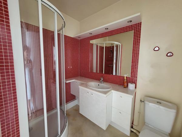 Appartement
         1 pièce
        - 36 m² 85 000 € *