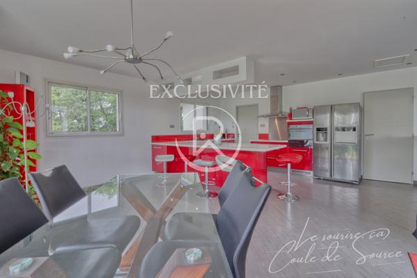 Maison
         7 pièces
        - 147 m²
