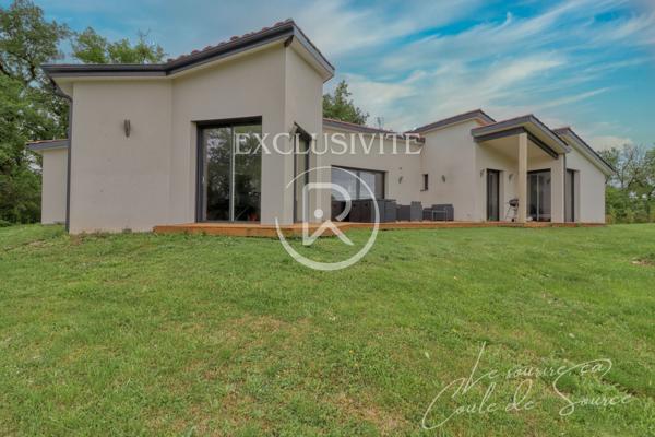 Maison
         7 pièces
        - 147 m²