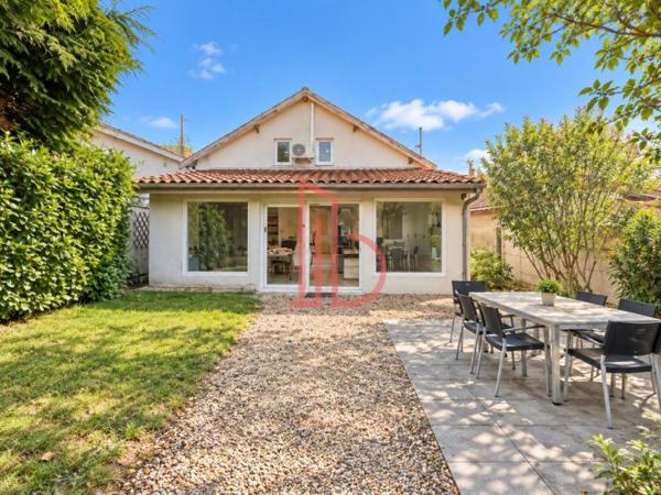 Bureau de 165 m² à louer à Bordeaux Rive Droite