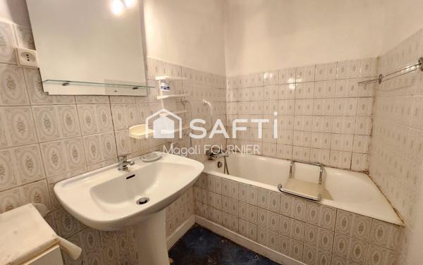 Maison de bourg 2 chambres beau potentiel d’agrandissement