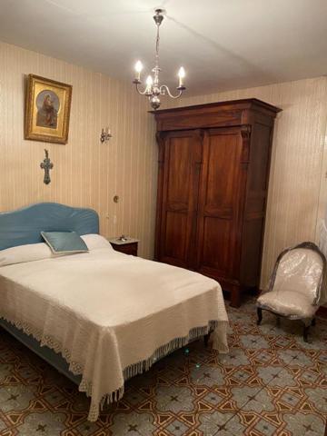 Maison Vigneronne comprenant un T8 et un T3 sur parcelle de 1520m²