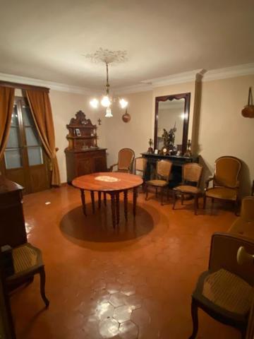 Maison Vigneronne comprenant un T8 et un T3 sur parcelle de 1520m²