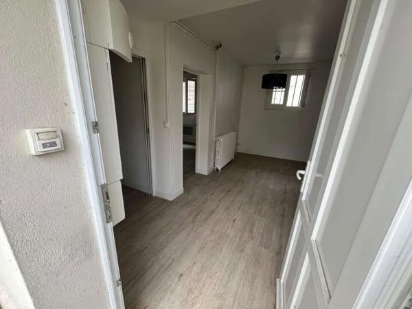 À LOUER ? Local professionnel / commercial de 50 m² ? Emplacement stratégique à Meaux