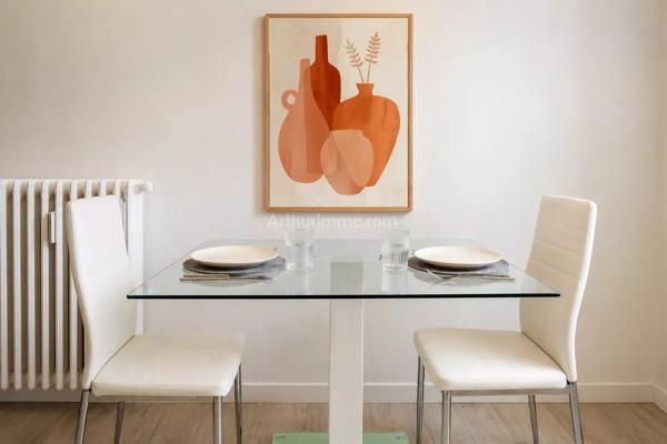 Vente                                                      Appartement
                        
                     1 pièces                      24 m2                     à Nice