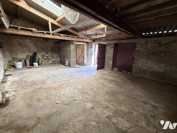 Maison avec dépendances 