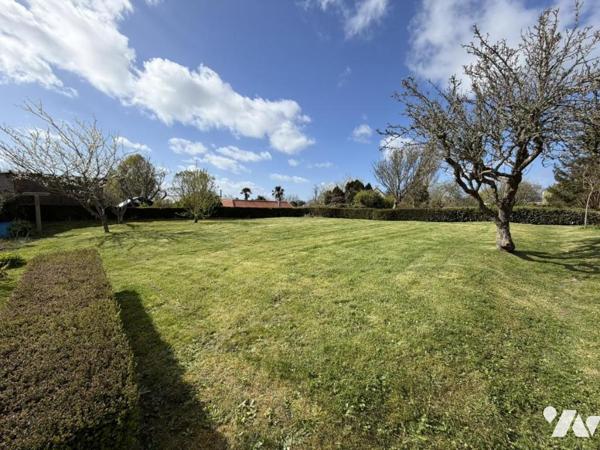 Maison avec dépendances 