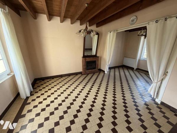 Maison avec dépendances 