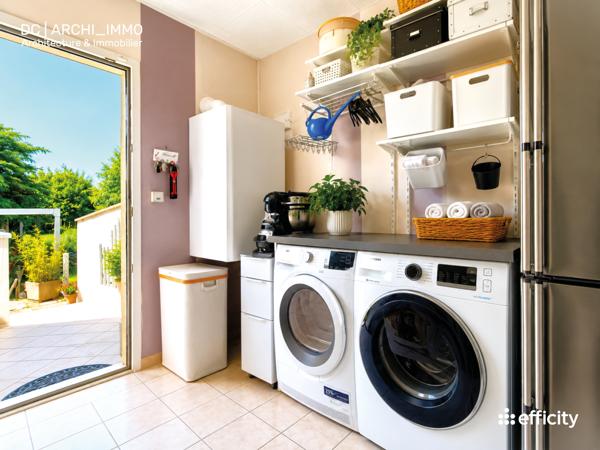 Maison
         9 pièces
        - 201 m² Exclusivité 349 000 € *