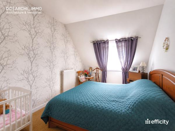 Maison
         9 pièces
        - 201 m² Exclusivité 349 000 € *
