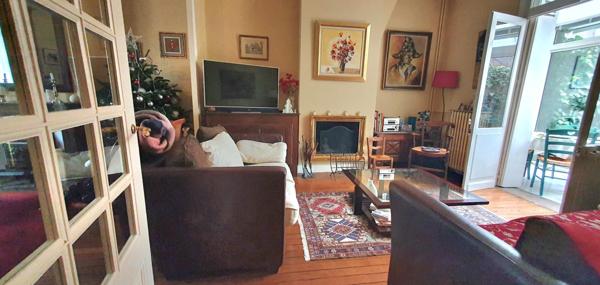 MAISON/ VILLA - 4 CHAMBRES -  QUARTIER CATHEDRALE