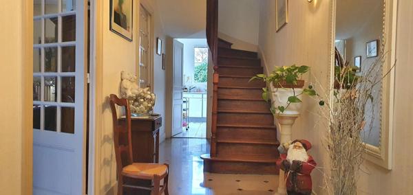 MAISON/ VILLA - 4 CHAMBRES -  QUARTIER CATHEDRALE