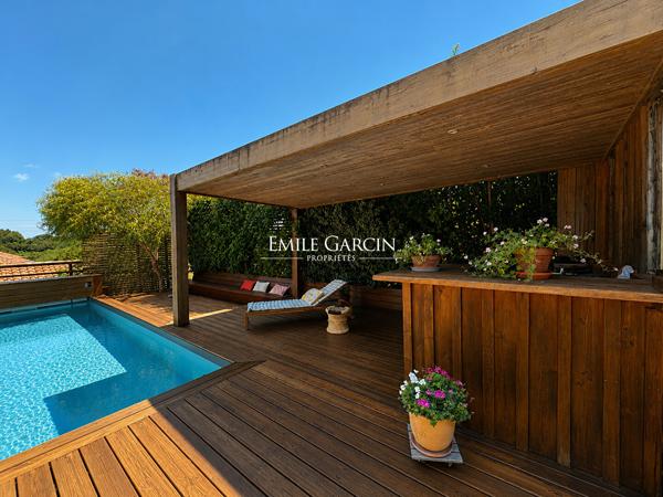 À vendre - Maison  - Ahetze - avec piscine, annexe et dépendances