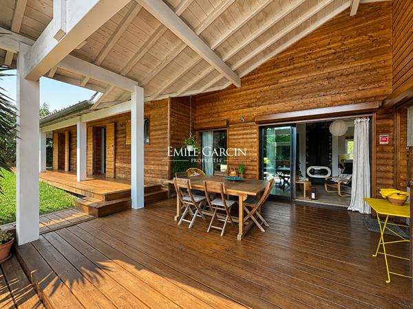 À vendre - Maison  - Ahetze - avec piscine, annexe et dépendances