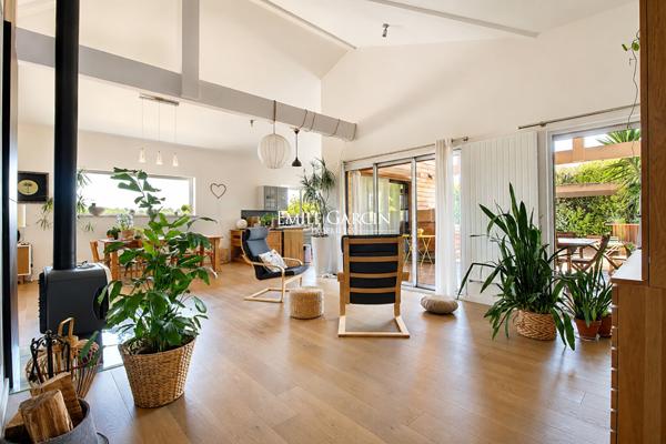 À vendre - Maison  - Ahetze - avec piscine, annexe et dépendances