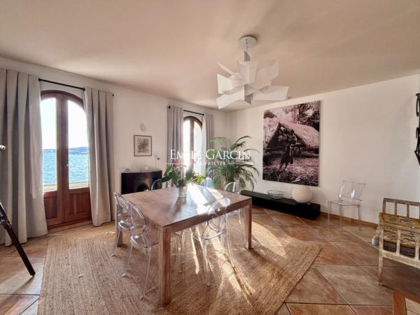 À vendre -   La Seyne sur Mer - Tamaris| Villa avec vue Mer et piscine - 160 m²