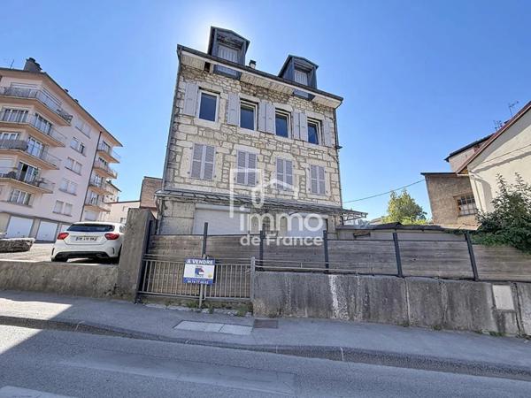 Immeuble à vendre à Oyonnax (01100)
