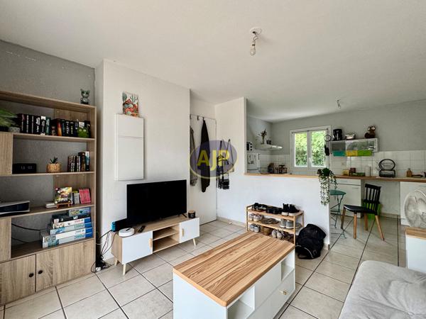 Appartement à vendre Saint Vincent De Tyrosse - 2 pièces, 37m² avec 1 chambre(s) à 120 000€ - AJP Horizons Capbreton