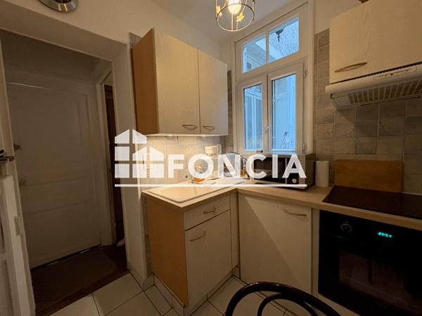Location Studio meublé 42.47 m² - Tours 37000