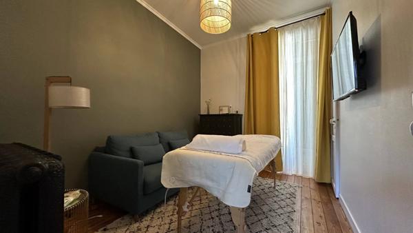 PROPRIÉTÉ BOURGEOISE DE CENTRE VILLE