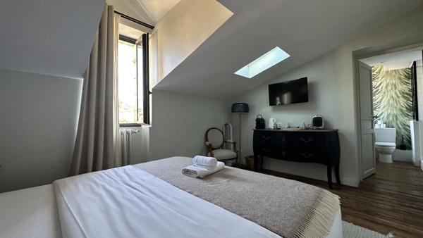 PROPRIÉTÉ BOURGEOISE DE CENTRE VILLE