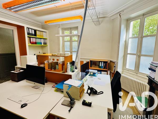 Maison à vendre 8 pièces 195 m² Orléans