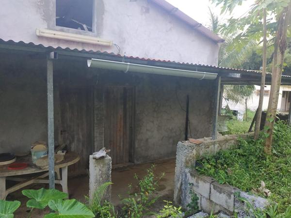 lot de  2 maisons en construction a vendre au gros-morne