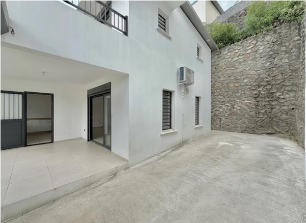 À Vendre – Maison T4 de 101 m² – Ligne des Bambous, Saint-Pierre (97410)