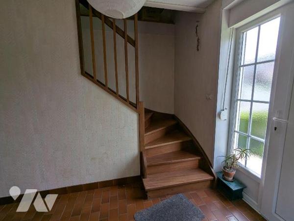 A VENDRE - Pas-de-Calais - ST POL SUR TERNOISE - MAISON FAMILIALE 81m² hab. 3 CHAMBRES AVEC GAR...