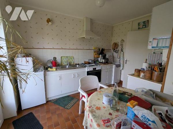 A VENDRE - Pas-de-Calais - ST POL SUR TERNOISE - MAISON FAMILIALE 81m² hab. 3 CHAMBRES AVEC GAR...