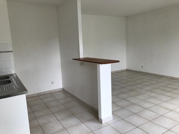 49240 AVRILLE VENTE T2 - AVRILLE